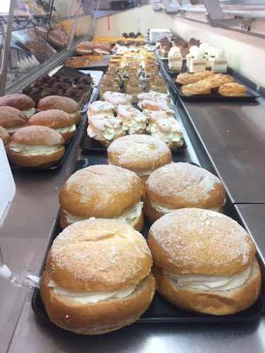 Fotografia tomada fuera de Pastelería RCampo - Pastelería en Benavente, Zamora