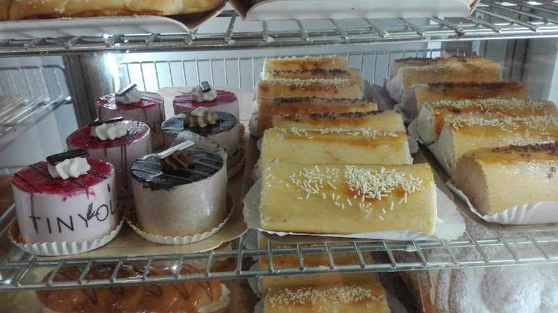 Fotografia tomada fuera de TINYOL - Panadería en Esplugues de Llobregat, Barcelona