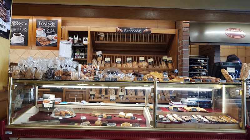 Fotografia tomada fuera de Panadería Tahona - Okindegia en Donostia-San Sebastian, Guipúzcoa