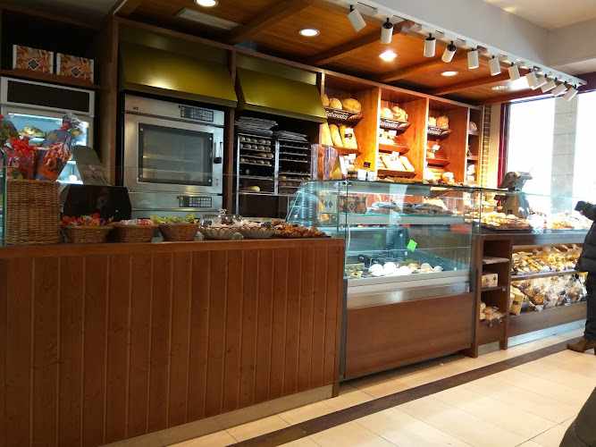 Fotografia tomada fuera de Panadería Tahona - Okindegia en Donostia-San Sebastian, Guipúzcoa