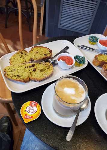 Fotografia tomada fuera de Ogi Berri - Panadería en Donostia-San Sebastian, Guipúzcoa