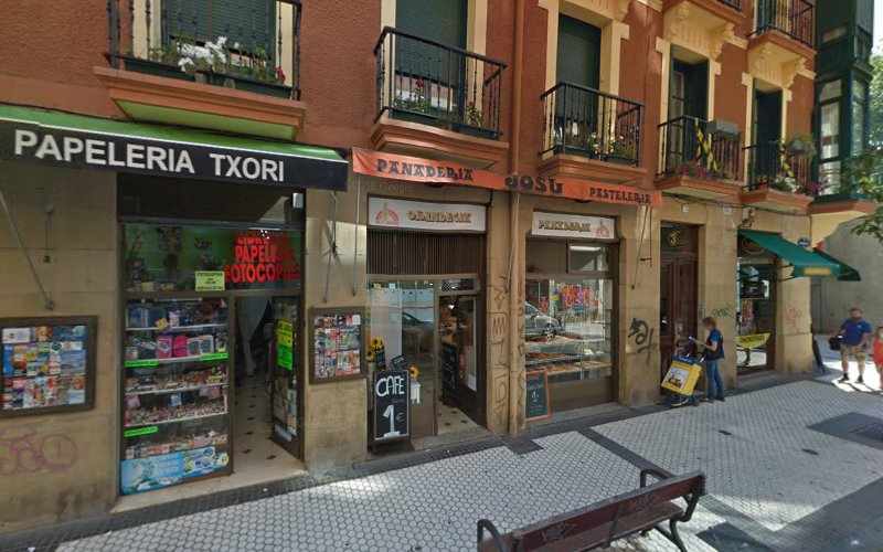 Fotografia tomada fuera de Josú - Pastelería en Donostia-San Sebastian, Guipúzcoa