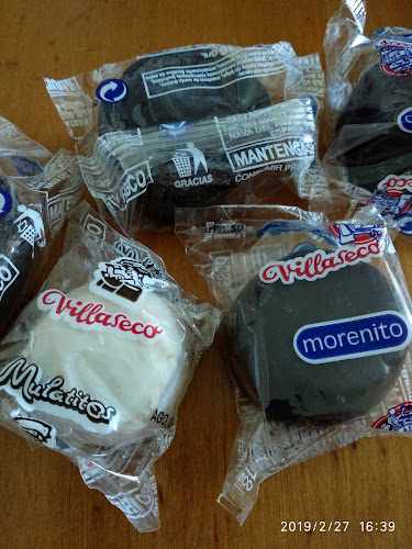 Fotografia tomada fuera de Pastas Villaseco - Pastelería en Nava del Rey, Valladolid