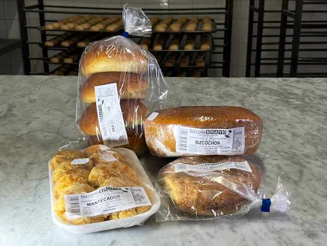 Fotografia tomada fuera de Dulcería Bravo - Pastelería en Breña Alta, Santa Cruz de Tenerife