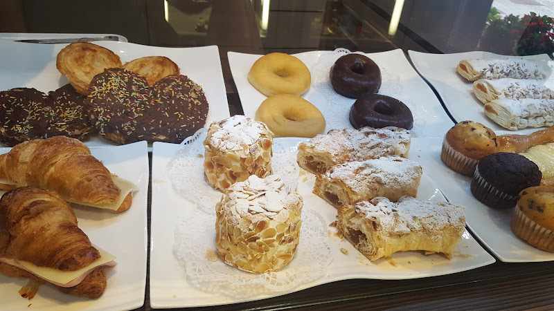 Fotografia tomada fuera de PASTISSERIA ABELLAN - Pastelería en Tossa de Mar, Girona