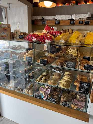 Fotografia tomada fuera de Mijaspan's Panadería - Panadería en Torremolinos, Málaga