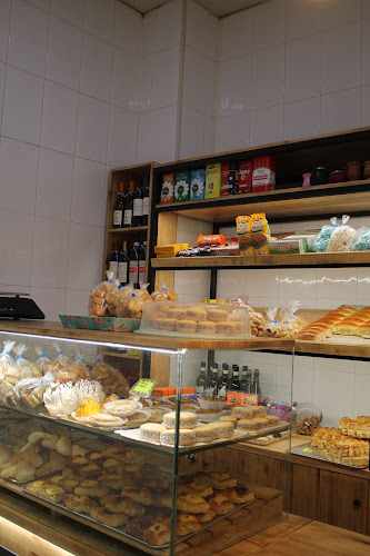 Fotografia tomada fuera de Alto Pavía - Pastelería en Torremolinos, Málaga