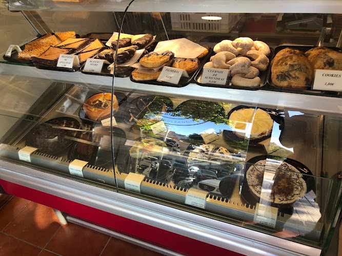 Fotografia tomada fuera de Selva Dulce Pastelería y Panadería San Fernando - Pastelería en San Fernando, Cádiz