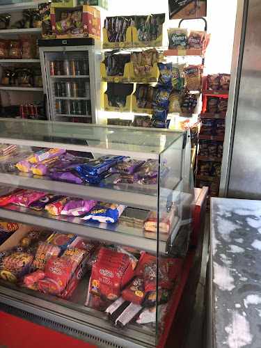 Fotografia tomada fuera de Panaderia bocateria los lunares - Panadería en San Fernando, Cádiz