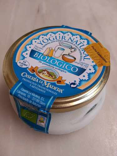 Fotografia tomada fuera de Casería La Madera S.L. - Tienda de postres en San Pedro La Figarona, Asturias