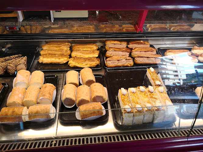 Fotografia tomada fuera de Panaderia Pasteleria Mayte - cafeterías en Gandia, Valencia