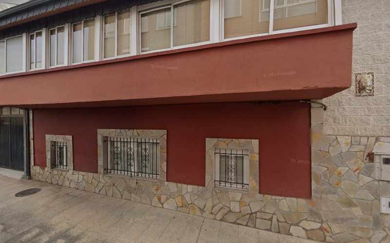 Fotografia tomada fuera de Encarnación García Fernández - Panadería en A Rúa, Orense