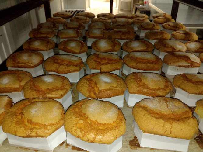 Fotografia tomada fuera de Panadería Manuel Olmedo E Hijos - Panadería en Estepa, Sevilla
