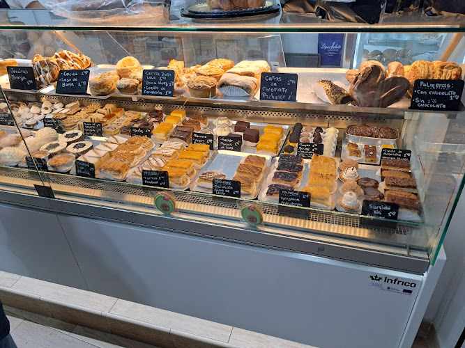 Fotografia tomada fuera de López Echeto Pastelería - Nuñez de la Peña - Panadería en La Laguna, Santa Cruz de Tenerife