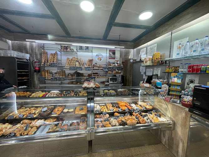 Fotografia tomada fuera de Forn del Passeig - Meridiana - Panadería en Barcelona, Barcelona