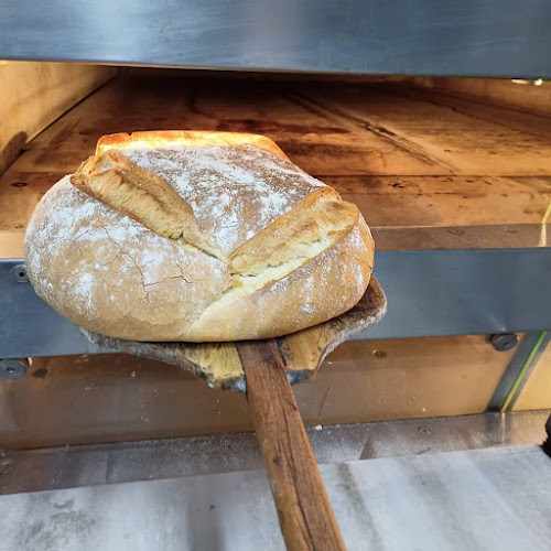 Fotografia tomada fuera de Horno Santa Bárbara - Panadería en Casinos, Valencia