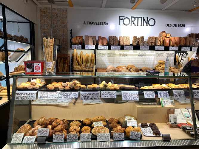 Fotografia tomada fuera de Panadería Fortino - Forn de pa en Barcelona, Barcelona