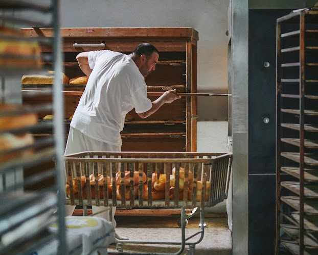Fotografia tomada fuera de Obrador de Pan - Panadería en Utrera, Sevilla