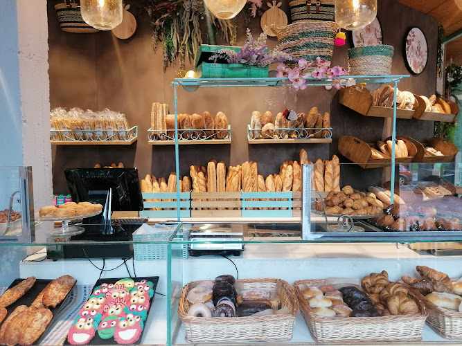 Fotografia tomada fuera de Kurrusku Berria - Panadería en Barakaldo, Vizcaya