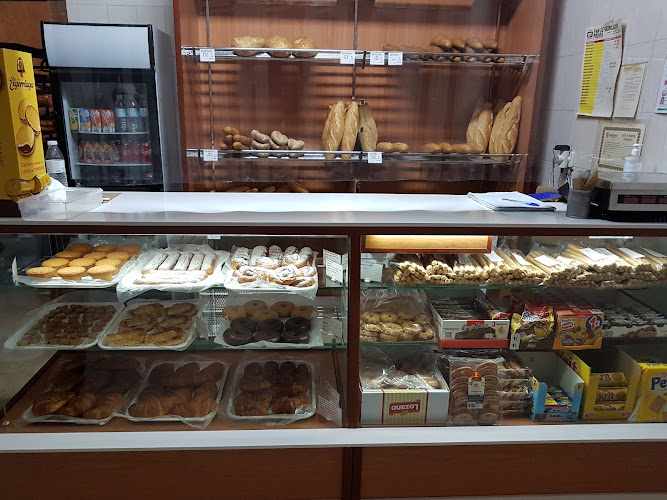 Fotografia tomada fuera de Forn Jaume - Panadería en Pedreguer, Alicante