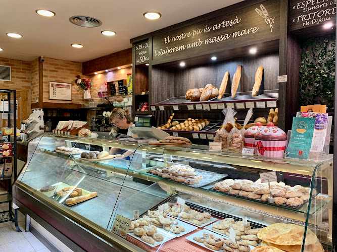 Fotografia tomada fuera de Forn de Pa Joan | Montblanc - Forn de pa en Montblanc, Tarragona