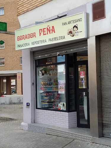 Fotografia tomada fuera de Obrador Peña S.L. - Panadería en Zaragoza, Zaragoza