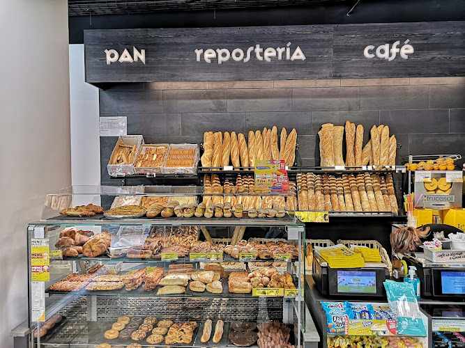 Fotografia tomada fuera de El Rincón - Tienda de frutos secos en Zaragoza, Zaragoza