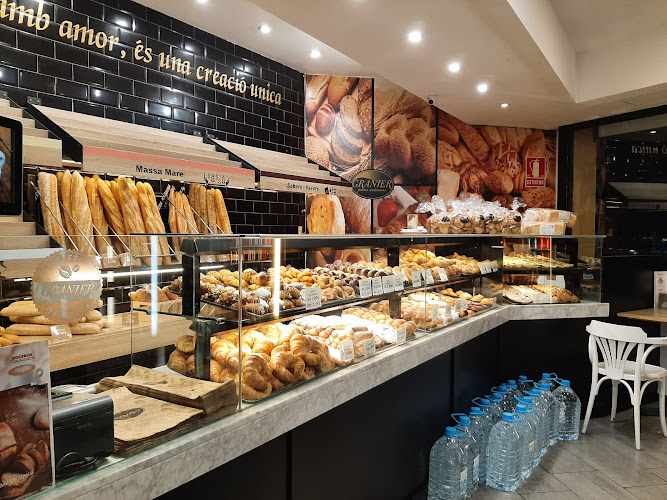 Fotografia tomada fuera de Granier - Panadería en Vilanova i la Geltrú, Barcelona