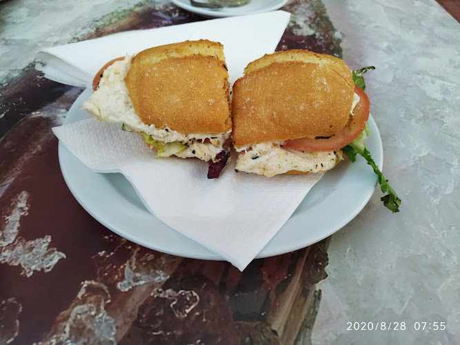 Fotografia tomada fuera de Cafeteria Nestor - cafeterías en Valle de San Lorenzo, Santa Cruz de Tenerife