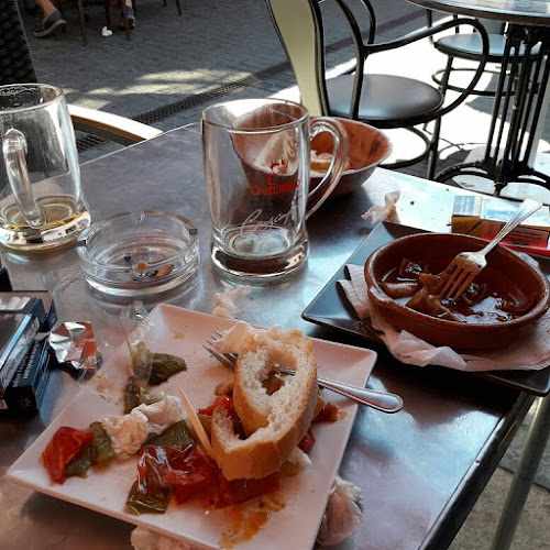 Fotografia tomada fuera de El Español - cafeterías en Valencia de Don Juan, León