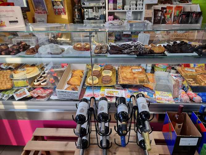 Fotografia tomada fuera de Alimentación La tía NATI - Comercio en Burgos, Burgos