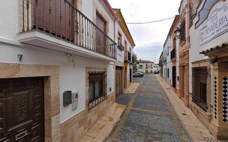 Fotografia tomada fuera de Panadería Hermanos Lijarcio CB - Panadería en Lahiguera, Jaén