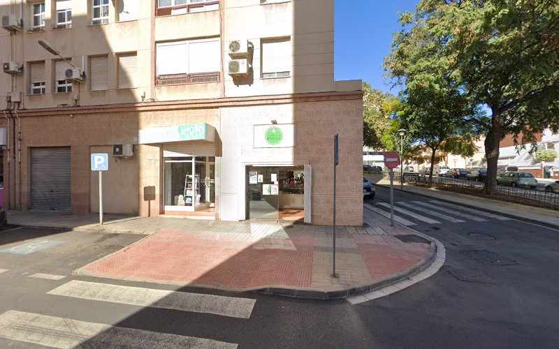 Fotografia tomada fuera de Panadería croissanteria dulce coseta - Panadería en Almería, Almería