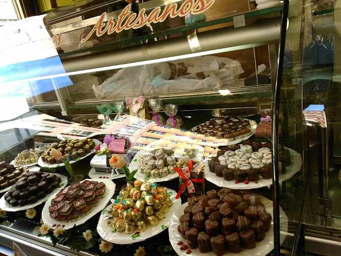 Fotografia tomada fuera de Panadería A Devesa S.L. Loureiro Crespo 56 - Panadería en Pontevedra, Pontevedra