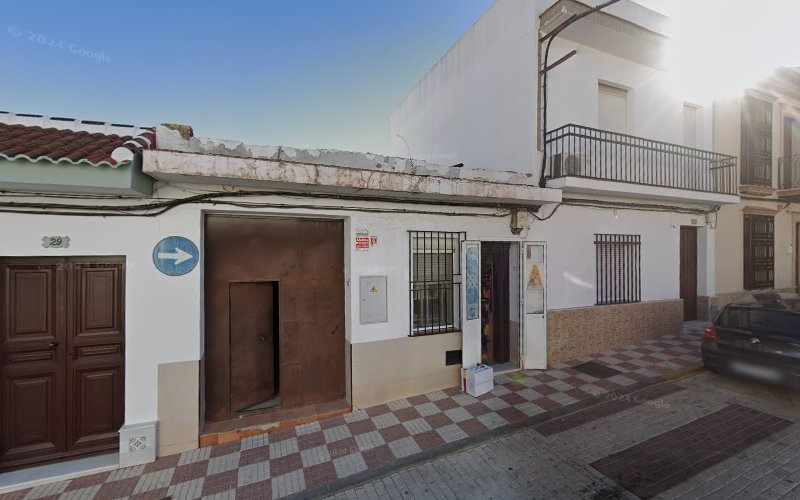 Fotografia tomada fuera de Panaderia Curro - Panadería en Almonte, Huelva