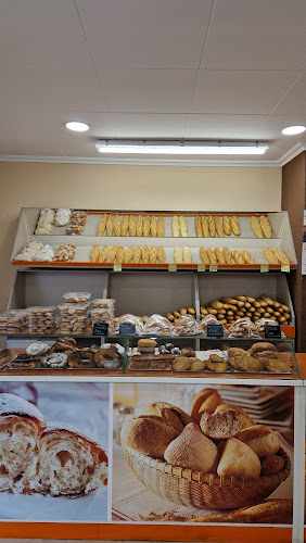 Fotografia tomada fuera de Panadería-Bollería Artesana TITO, ALMANSA - Panadería en Almansa, Albacete