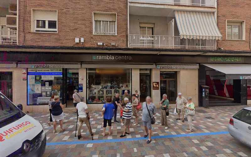 Fotografia tomada fuera de Pastelería Elin S L - Pastelería en Almansa, Albacete