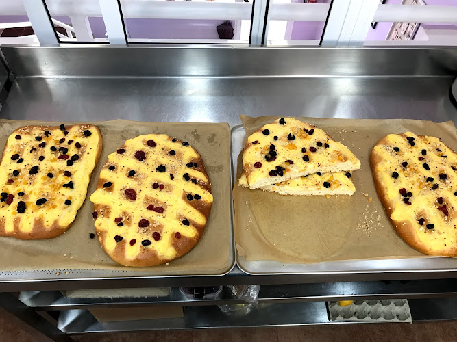 Fotografia tomada fuera de Almas Dulces. Obrador artesanal por encargo y espacio de enseñanza y aprendizaje. - Pastelería en Badajoz, Badajoz