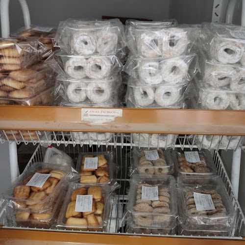 Fotografia tomada fuera de Panaderia Martos Sánchez - Panadería en Torre Cardela, Granada