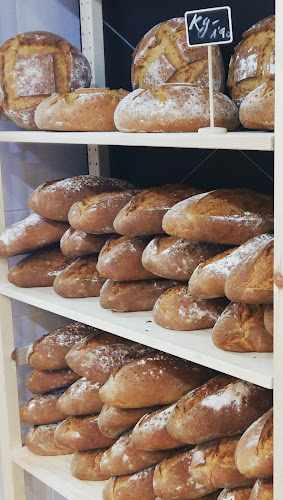 Fotografia tomada fuera de Panaderia Barroso - El Horno de Juan - Panadería en Arcos de la Frontera, Cádiz