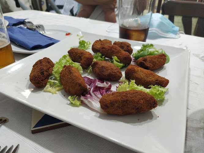 Fotografia tomada fuera de El Mesón de Palacios - restaurantes en Casas de Reina, Badajoz