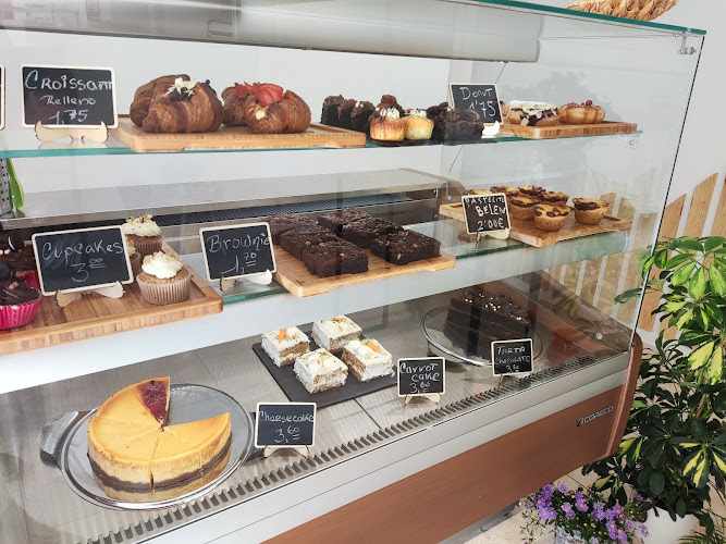 Fotografia tomada fuera de Pastelería Maggy's - Pastisseria en Mataró, Barcelona