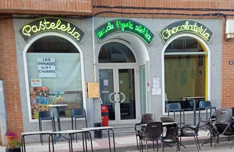 Fotografia tomada fuera de Cafetería chocolatería Quique - cafeterías en Arcos de Jalón, Soria