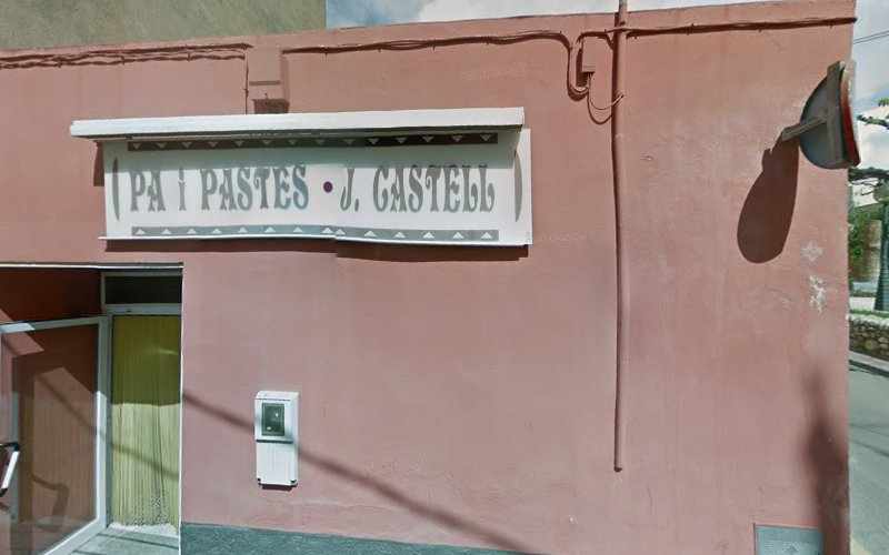 Fotografia tomada fuera de Juan Bautista Castell Esteller - Panadería en Alcanar, Tarragona