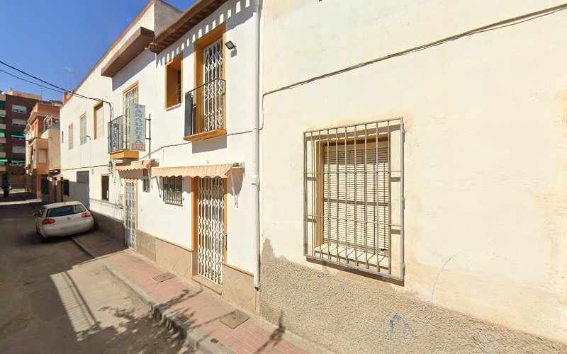 Fotografia tomada fuera de Panadería Meca - Panadería en Águilas, Murcia