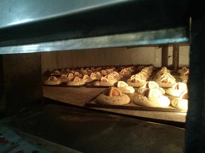 Fotografia tomada fuera de Panadería López Caballero - Panadería en Campanario, Badajoz