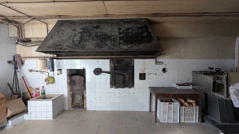 Fotografia tomada fuera de Panaderia Iglesias - Panadería en Abadín, Lugo