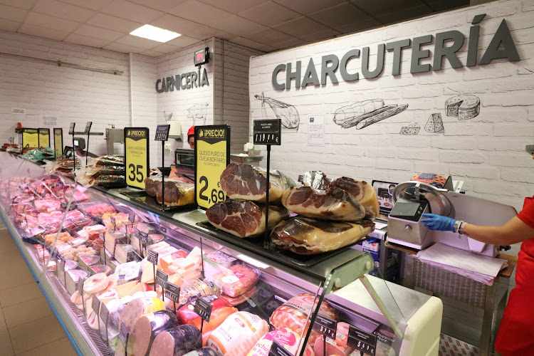 Fotografia tomada fuera de Supermercados El Jamón - Supermercado en Fuengirola, Málaga