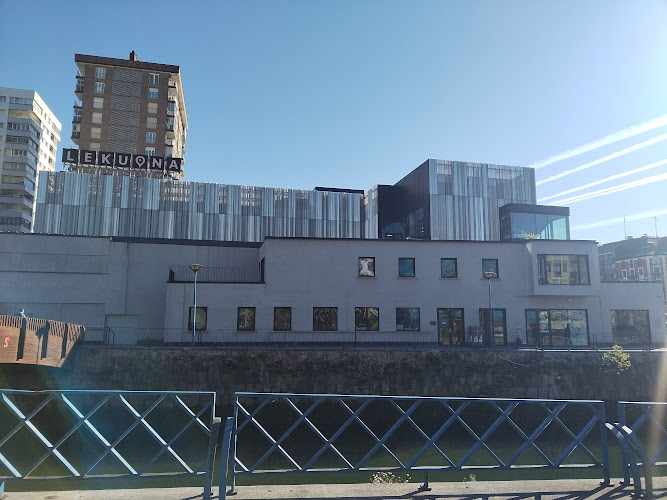 Fotografia tomada fuera de Lekuona S A - Panadería en Errenteria, Guipúzcoa