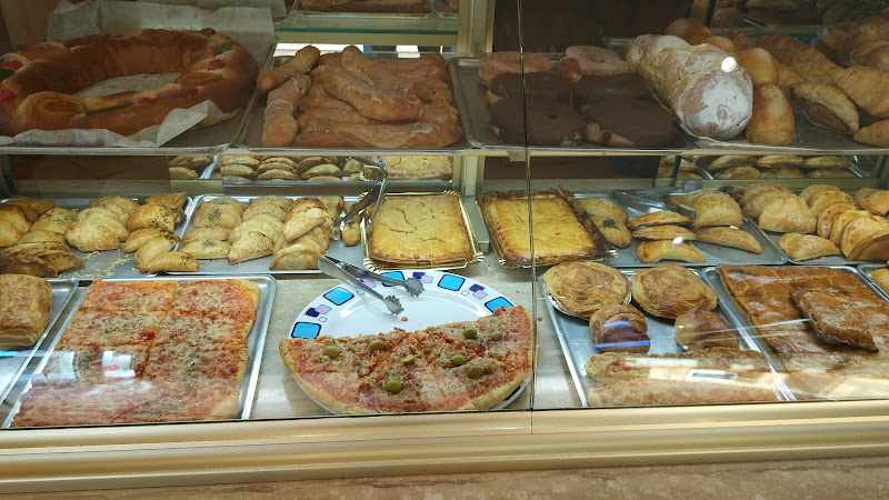Fotografia tomada fuera de Horno Abellán e Hijos S.L. - Panadería en Alicante, Alicante